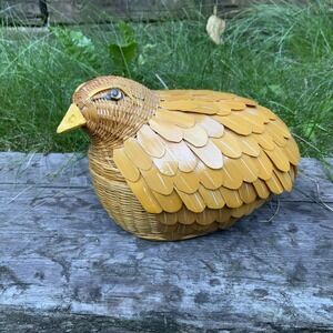 Vintage Wicker Woven‎ Bird Quail Chinese Basket Base And Lid Kitsch Folk Art